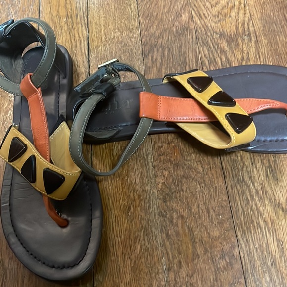 Cute and comfortable womens sandals - Picture 2 of 2
